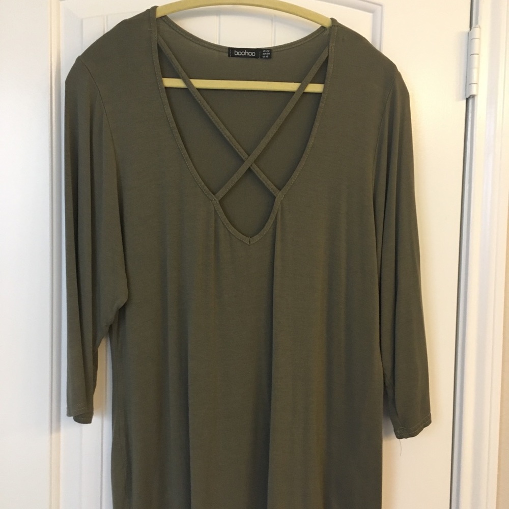 BooHoo green shirt